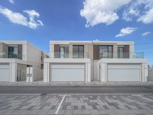 4 Bedrooms Villa in District One Phase III A