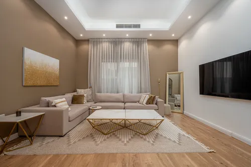 5 Bedrooms Villa in Nad Al Sheba 4