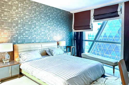 2 Bedrooms Apartment in Park Tower A