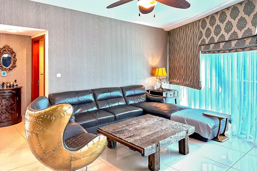 2 Bedrooms Apartment in Park Tower A