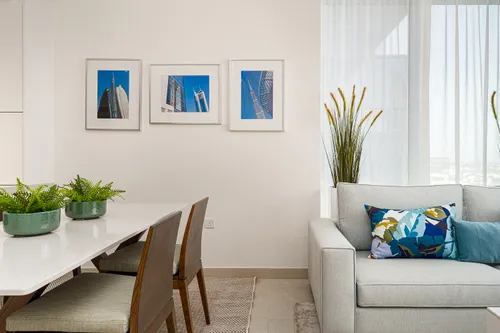 2 Bedrooms Apartment in Canal Front Residence 5