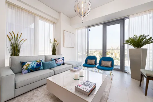 2 Bedrooms Apartment in Canal Front Residence 5