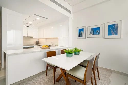 2 Bedrooms Apartment in Canal Front Residence 5