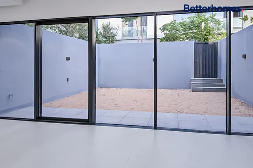 2 Bedrooms Townhouse in Robinia