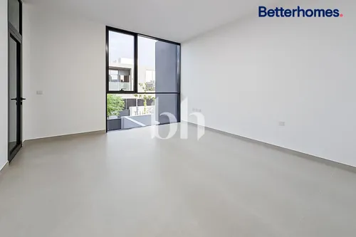 Freehold | Ready to move in | Brand New