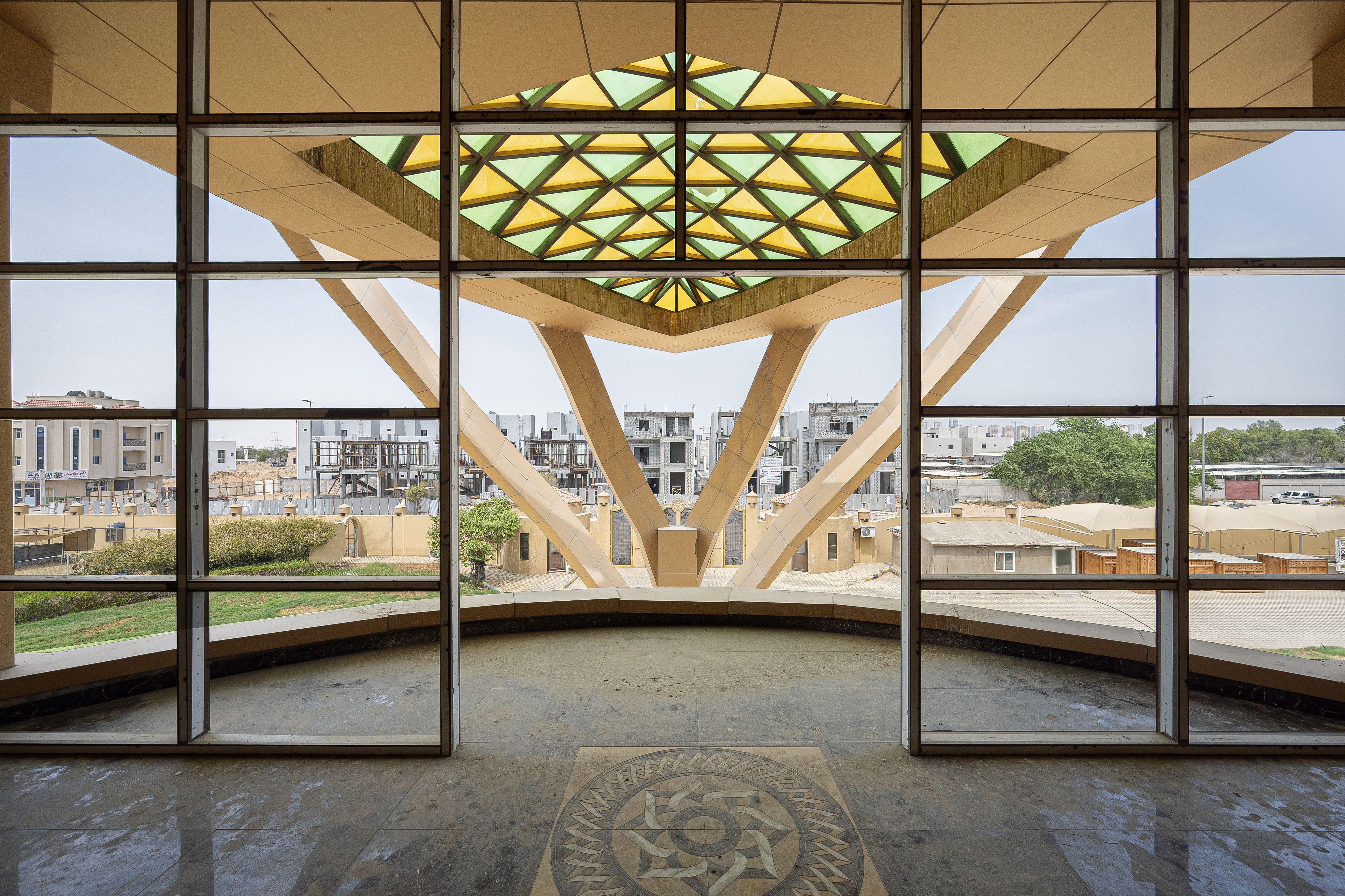 16 Bedrooms Villa in Acacia