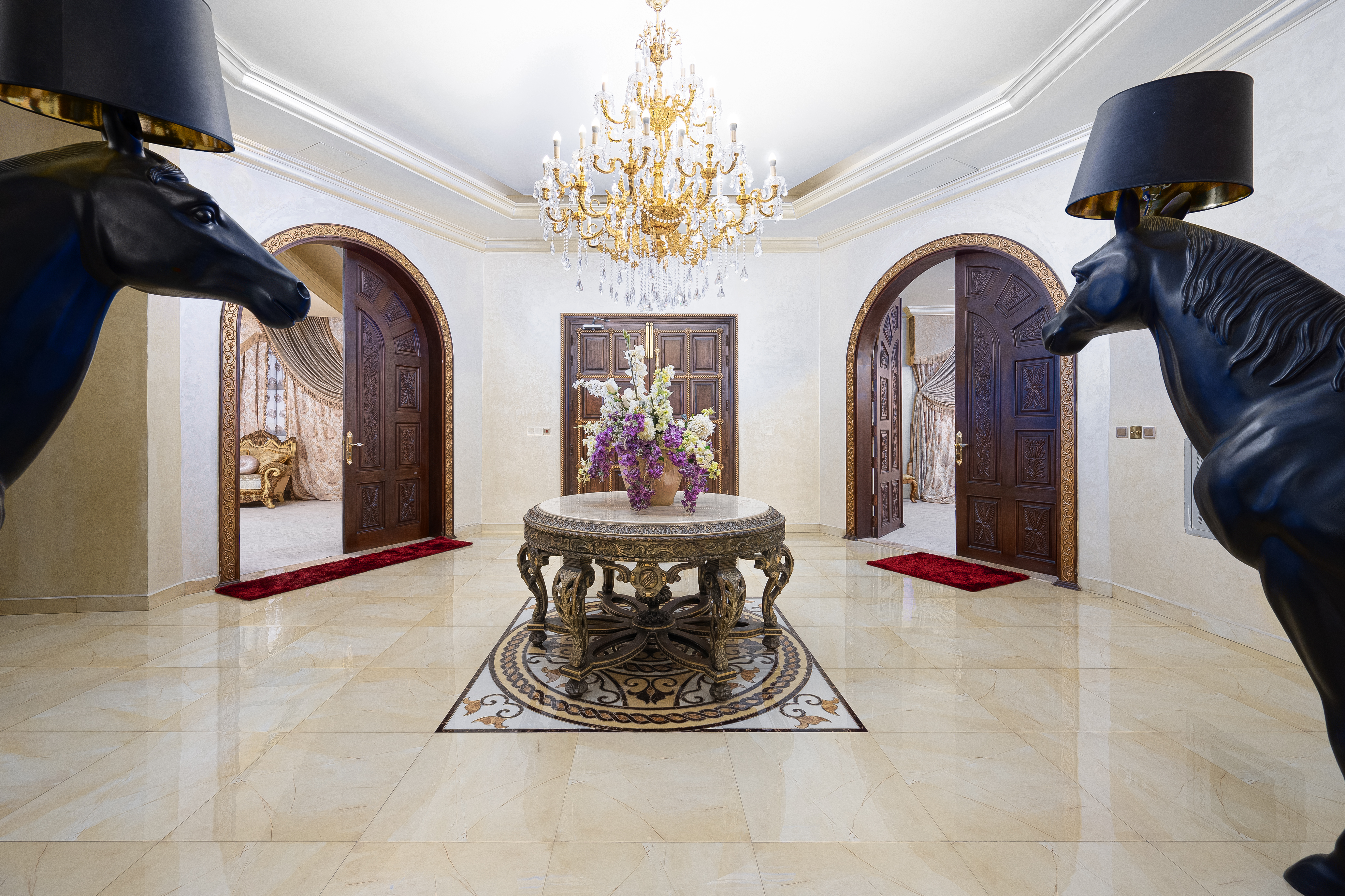 16 Bedrooms Villa in Acacia