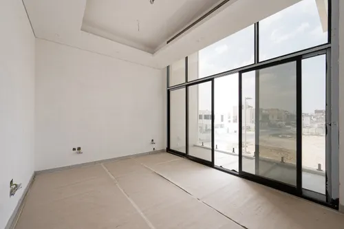 6 Bedrooms Villa in Celia Gardens