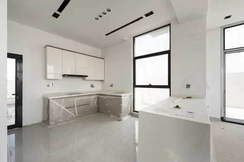 6 Bedrooms Villa in Celia Gardens