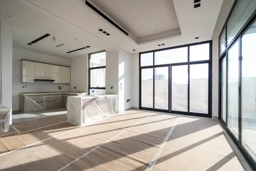 6 Bedrooms Villa in Celia Gardens