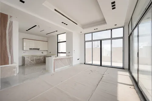 6 Bedrooms Villa in Celia Gardens