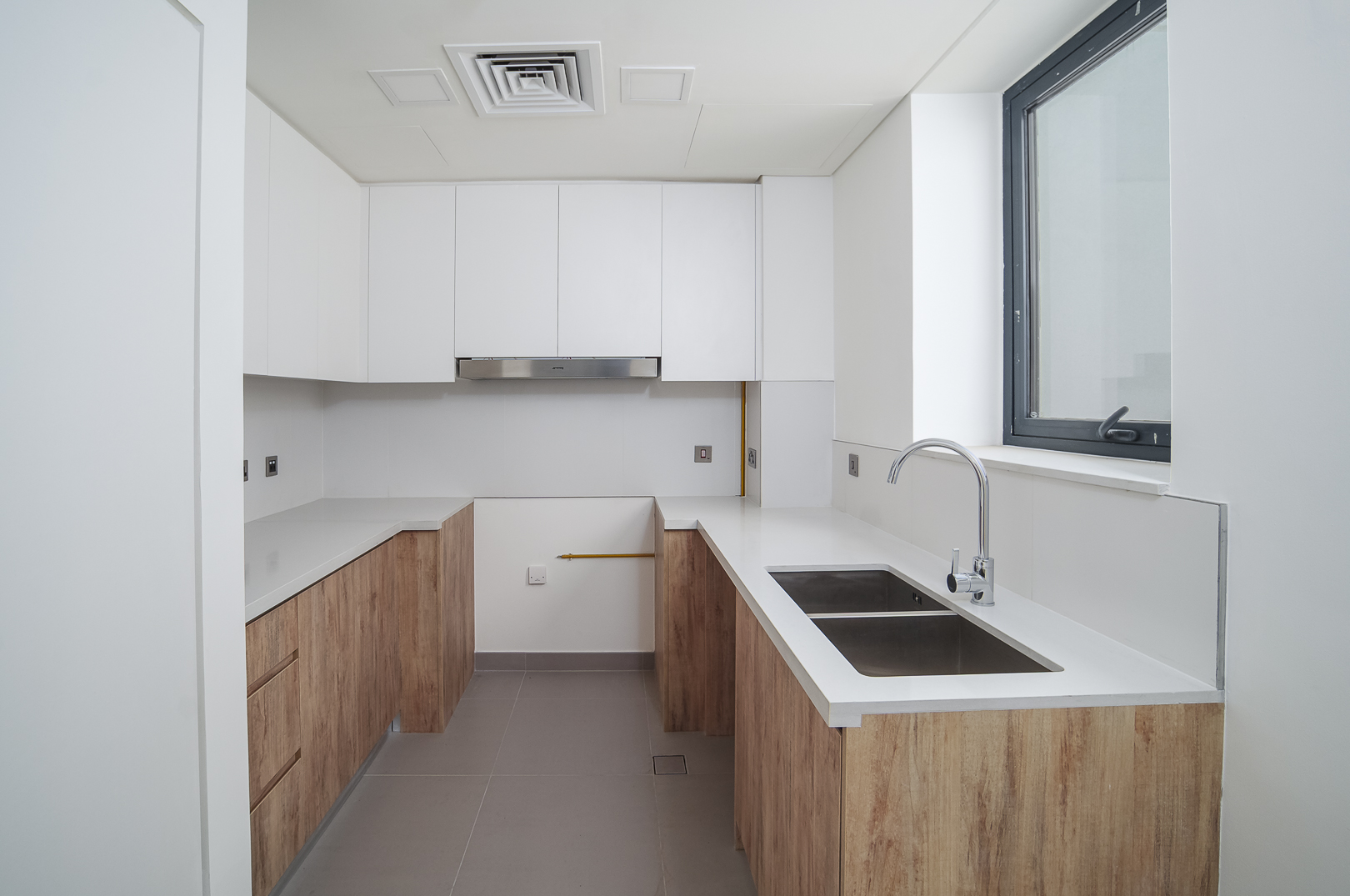 2 Bedrooms Townhouse in Noya Viva