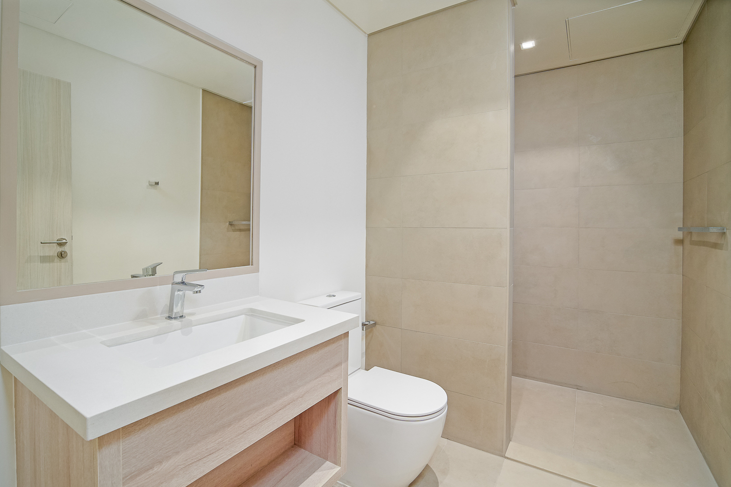 2 Bedrooms Townhouse in Noya Viva