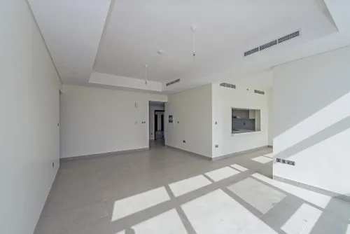 2 Bedrooms Apartment in Lamar Residences