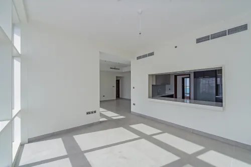 2 Bedrooms Apartment in Lamar Residences