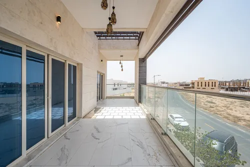 5 Bedrooms Villa in Tilal City A