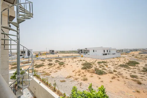 5 Bedrooms Villa in Tilal City A