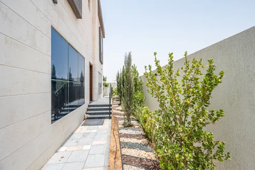 5 Bedrooms Villa in Tilal City A