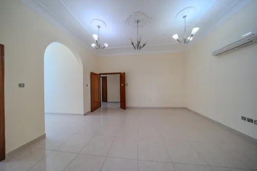 5 Bedrooms Villa in Al Bateen Airport