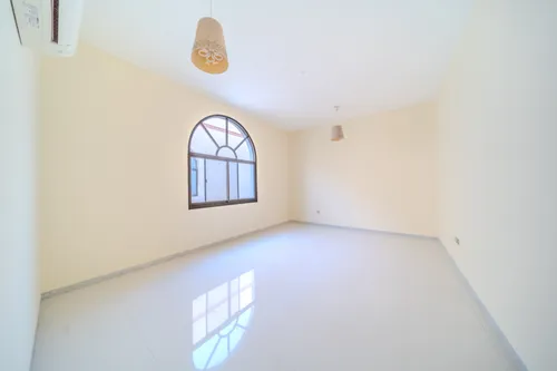5 Bedrooms Villa in Al Bateen Airport
