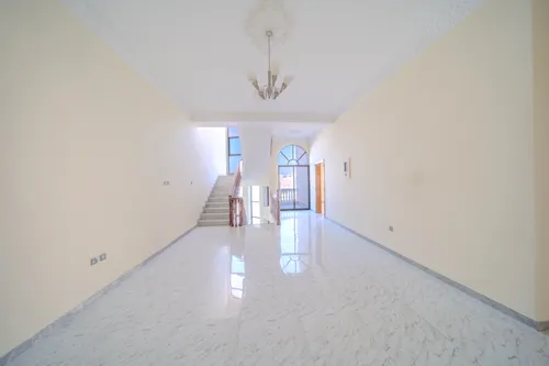 5 Bedrooms Villa in Al Bateen Airport