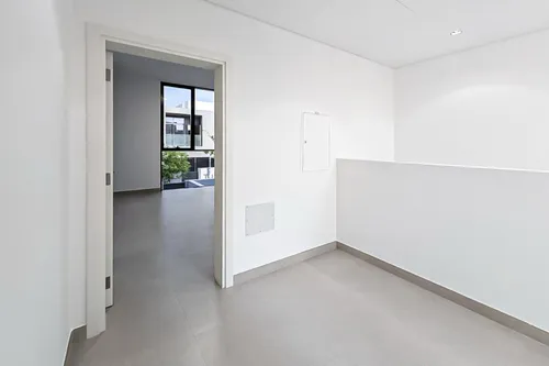 2 Bedrooms Townhouse in Azalea