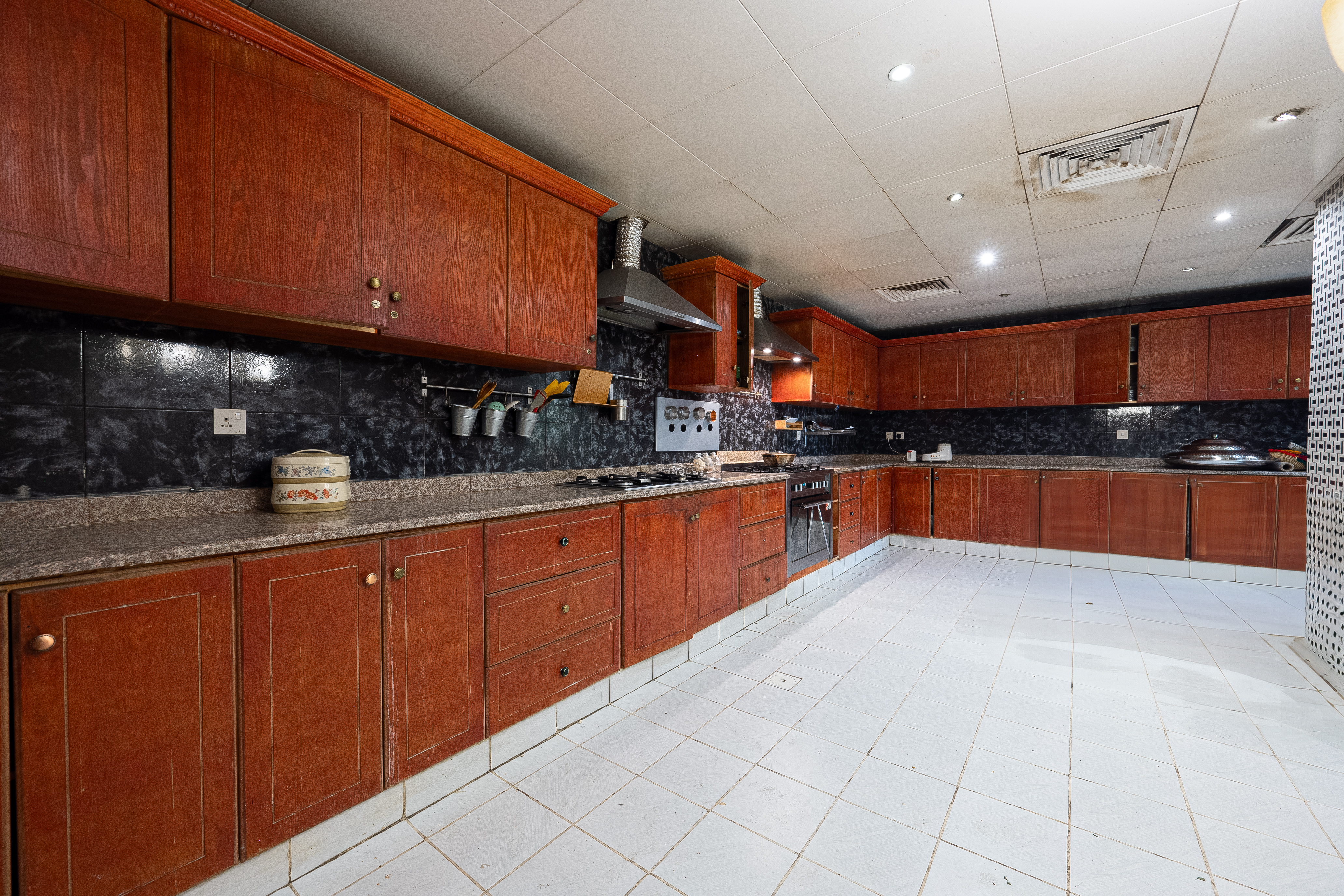 19 Bedrooms Villa in Al Twar 3