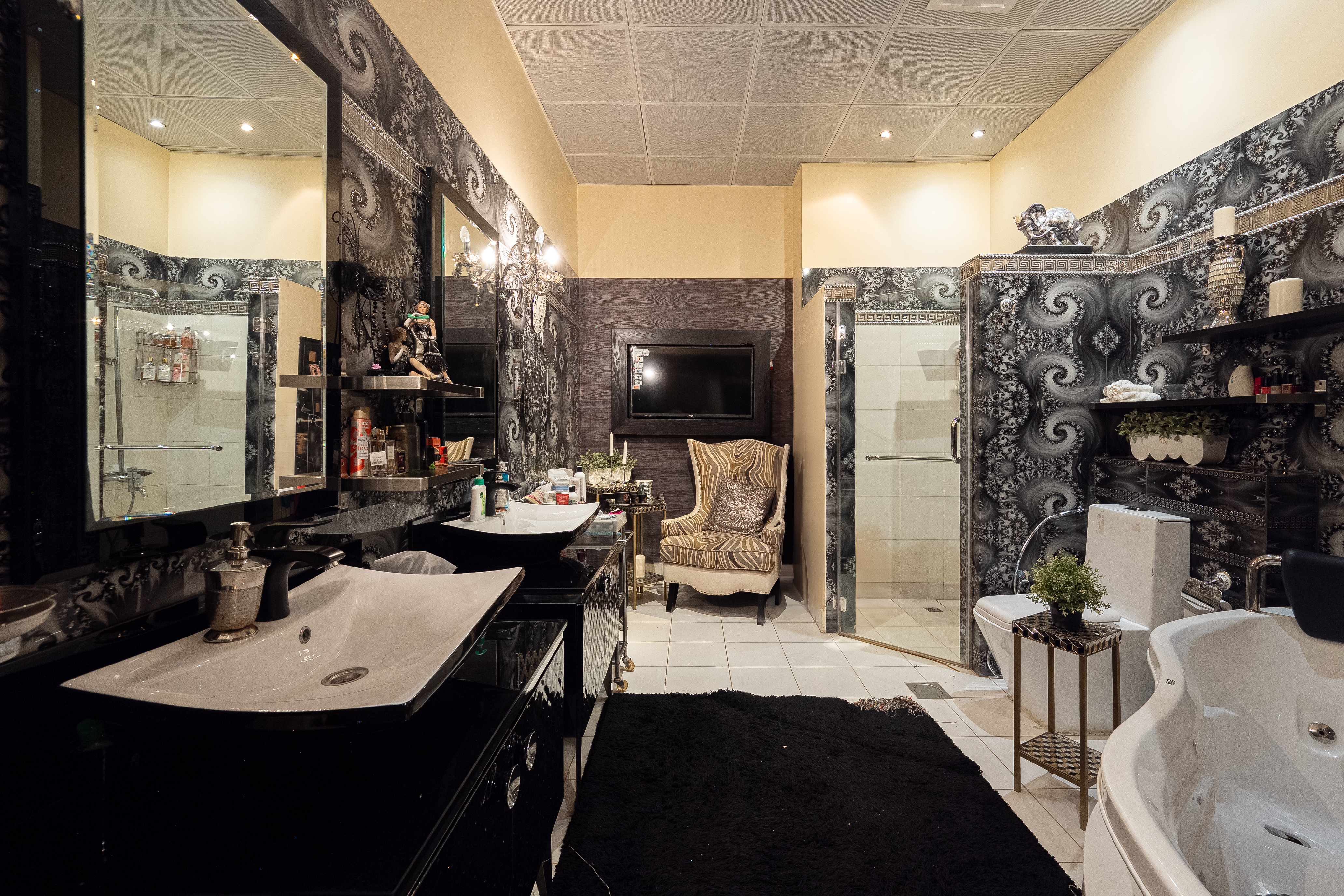 19 Bedrooms Villa in Al Twar 3