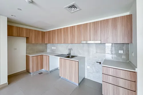 2 Bedrooms Apartment in Azure Beach Residence