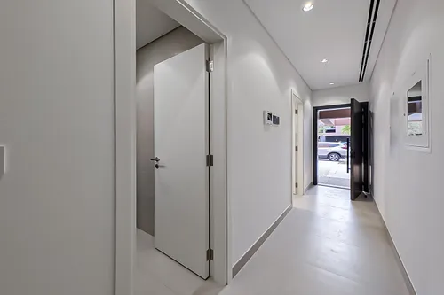 3 Bedrooms Townhouse in Robinia