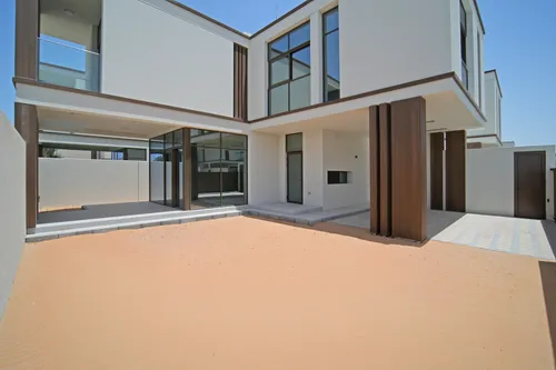 3 Bedrooms Townhouse in Nad Al Dhabi