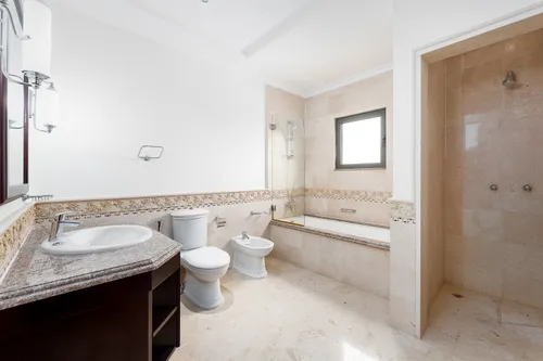 5 Bedrooms Villa in Garden Homes Frond A