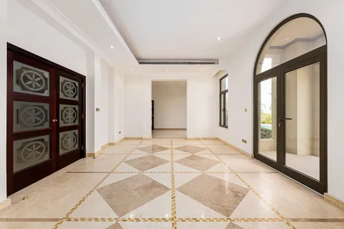 5 Bedrooms Villa in Garden Homes Frond A