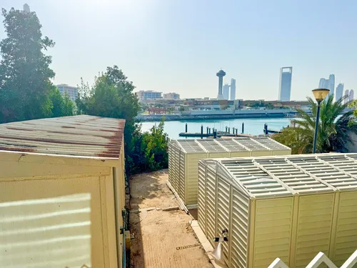 5 Bedrooms Villa in Royal Marina Villas