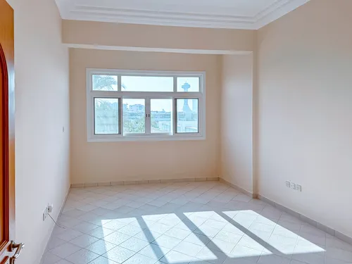 5 Bedrooms Villa in Royal Marina Villas