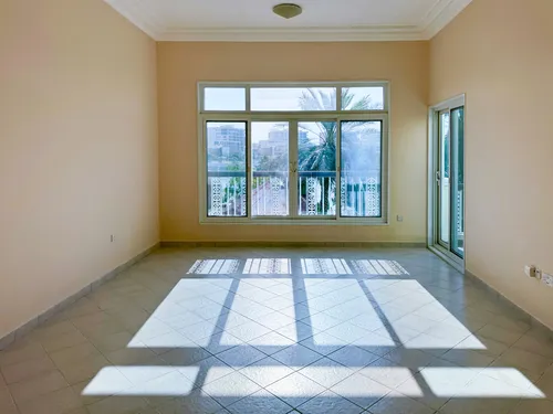 5 Bedrooms Villa in Royal Marina Villas