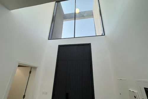 4 Bedrooms Villa in Sendian