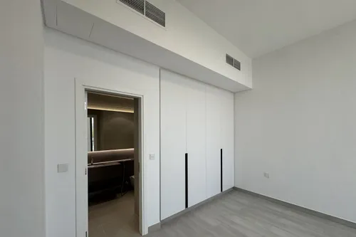 4 Bedrooms Villa in Sendian