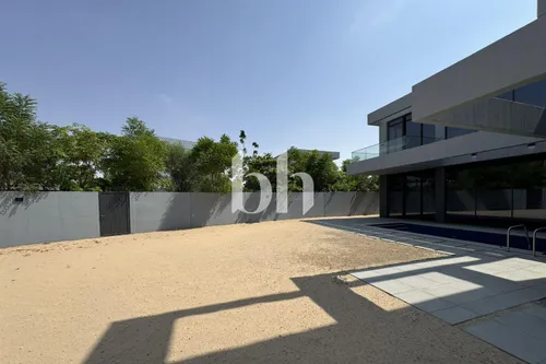 Great Value | 4 Bedroom Villa | With Swimming Pool