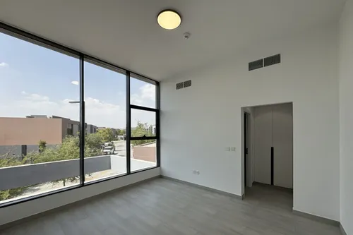 4 Bedrooms Villa in Sendian