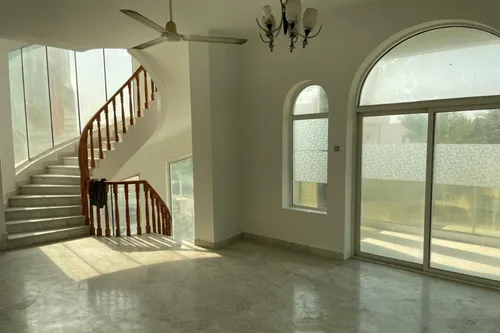5 Bedrooms Villa in Al Fisht