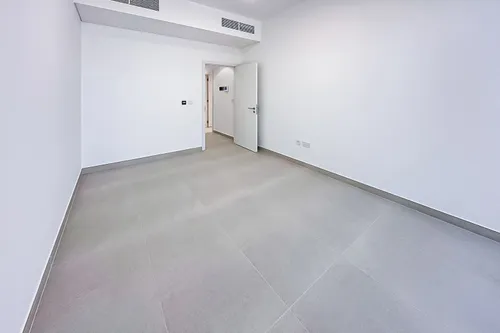 4 Bedrooms Townhouse in Robinia