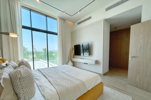 4 Bedrooms Villa in Hayyan