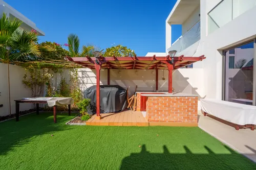 3 Bedrooms Villa in Aspens