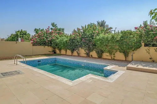 5 Bedrooms Villa in The Centro