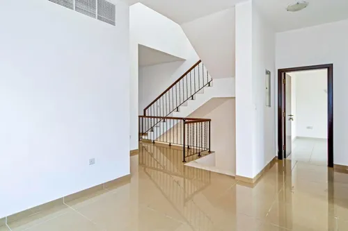 5 Bedrooms Villa in The Centro