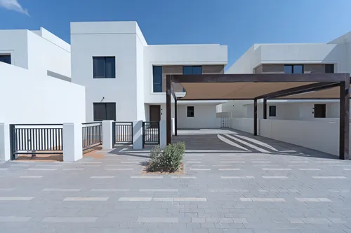 5 Bedrooms Villa in Noya Luma