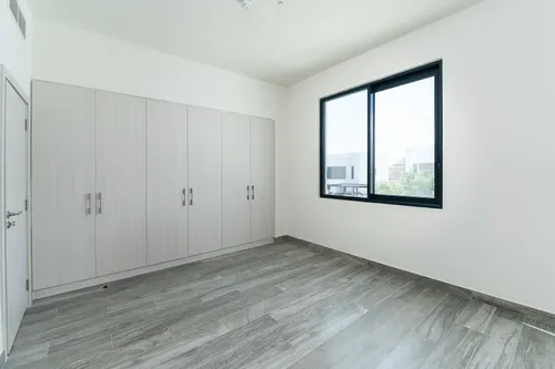 5 Bedrooms Villa in Noya Luma