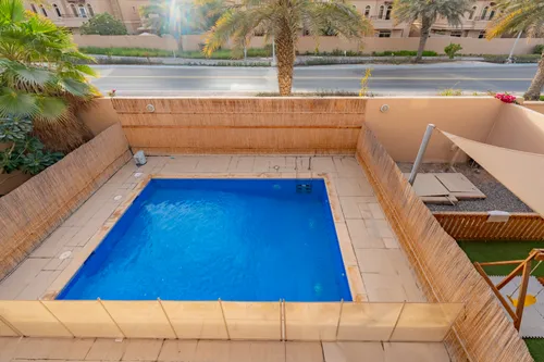 4 Bedrooms Villa in Gardenia