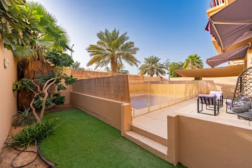 4 Bedrooms Villa in Gardenia